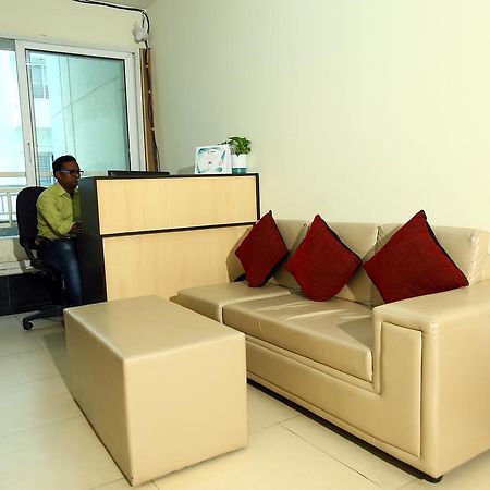 Hotel Fresh Living Prime Hitech à Haïdarabad Extérieur photo