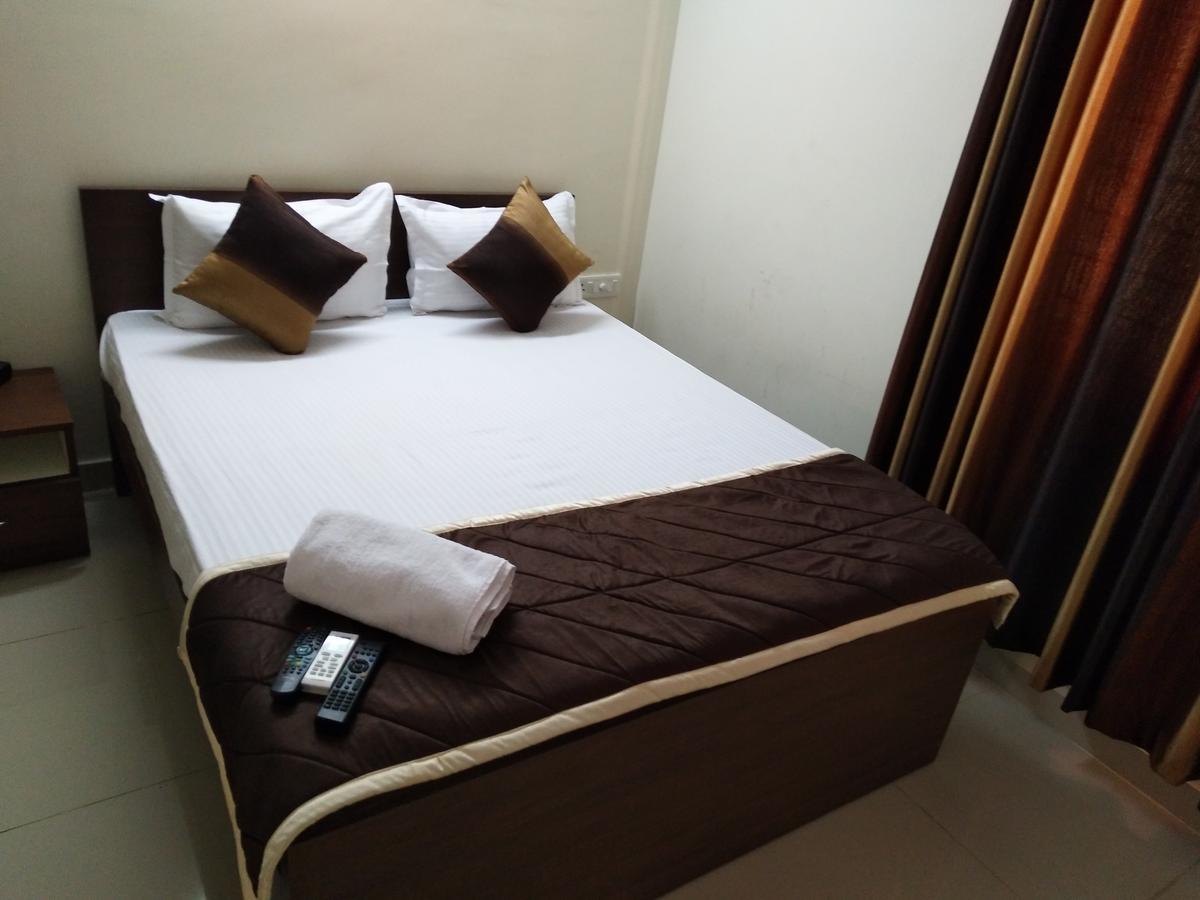 Hotel Fresh Living Prime Hitech à Haïdarabad Extérieur photo