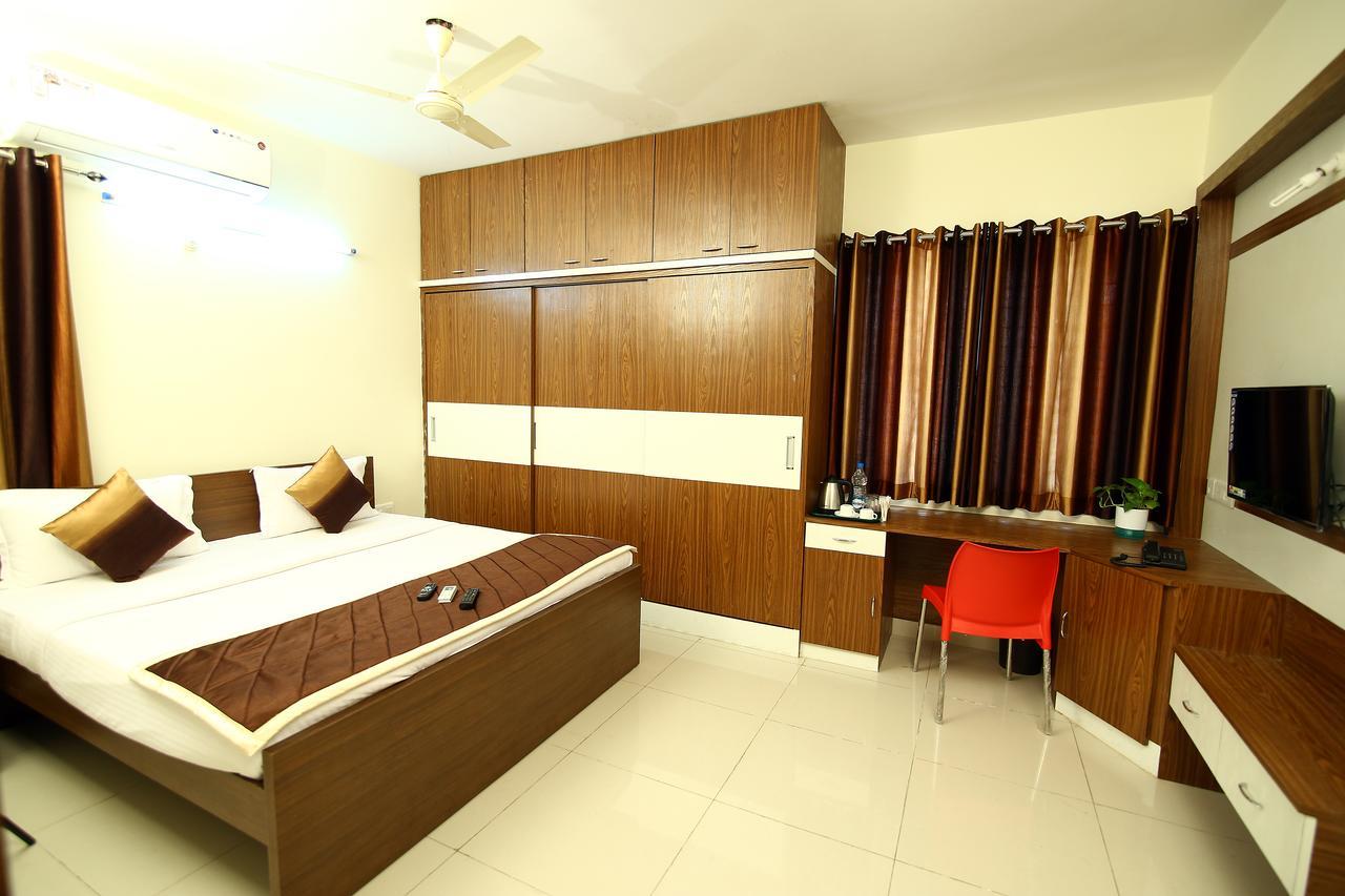 Hotel Fresh Living Prime Hitech à Haïdarabad Extérieur photo