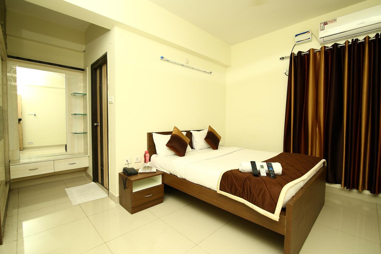 Hotel Fresh Living Prime Hitech à Haïdarabad Extérieur photo