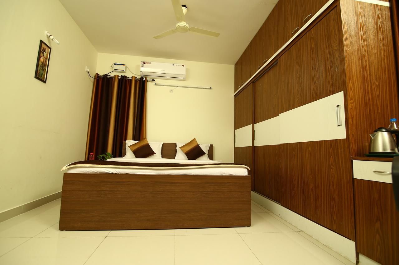 Hotel Fresh Living Prime Hitech à Haïdarabad Extérieur photo
