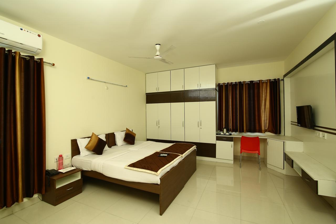 Hotel Fresh Living Prime Hitech à Haïdarabad Extérieur photo