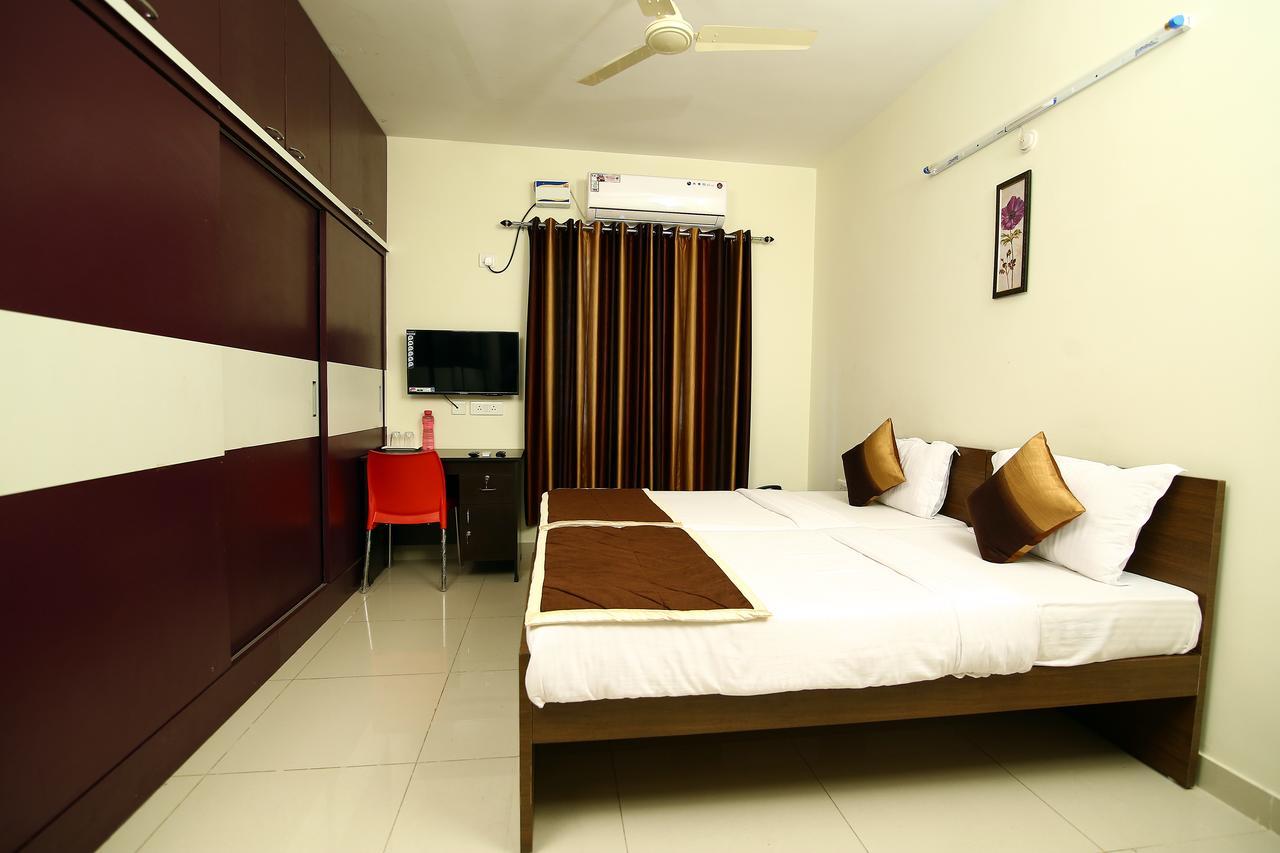 Hotel Fresh Living Prime Hitech à Haïdarabad Extérieur photo