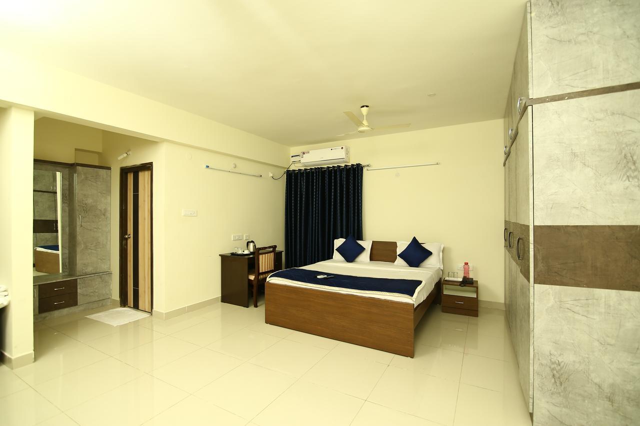Hotel Fresh Living Prime Hitech à Haïdarabad Extérieur photo