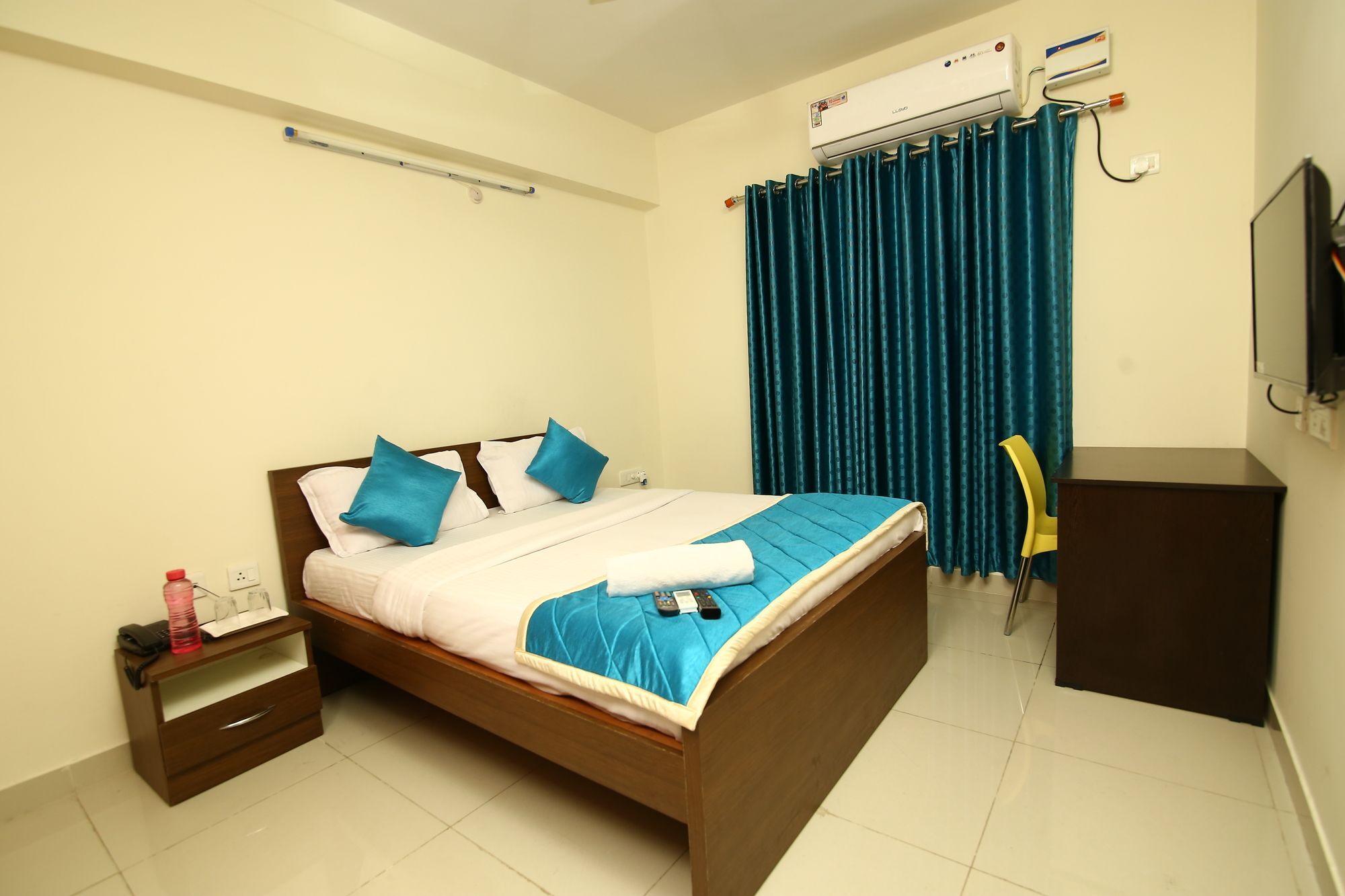 Hotel Fresh Living Prime Hitech à Haïdarabad Extérieur photo