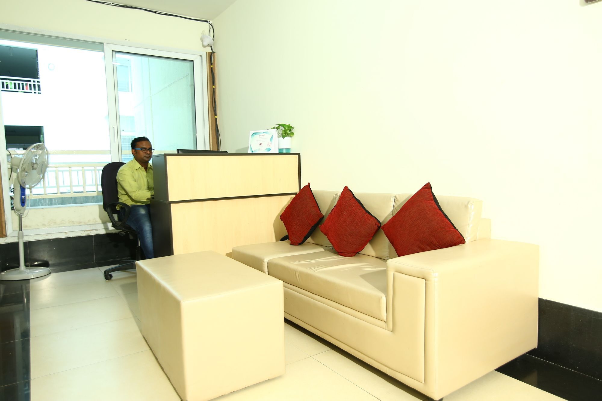 Hotel Fresh Living Prime Hitech à Haïdarabad Extérieur photo